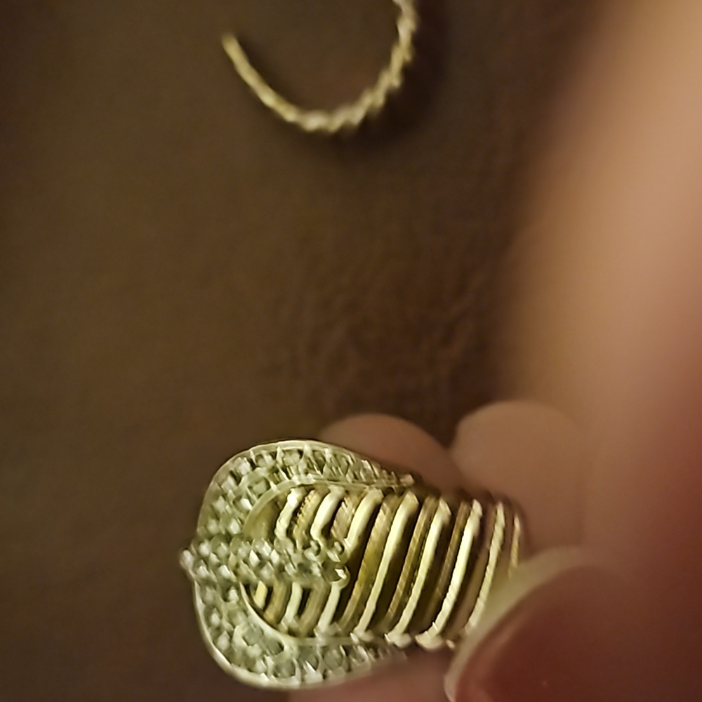 Earrings - Picture 3 of 6
